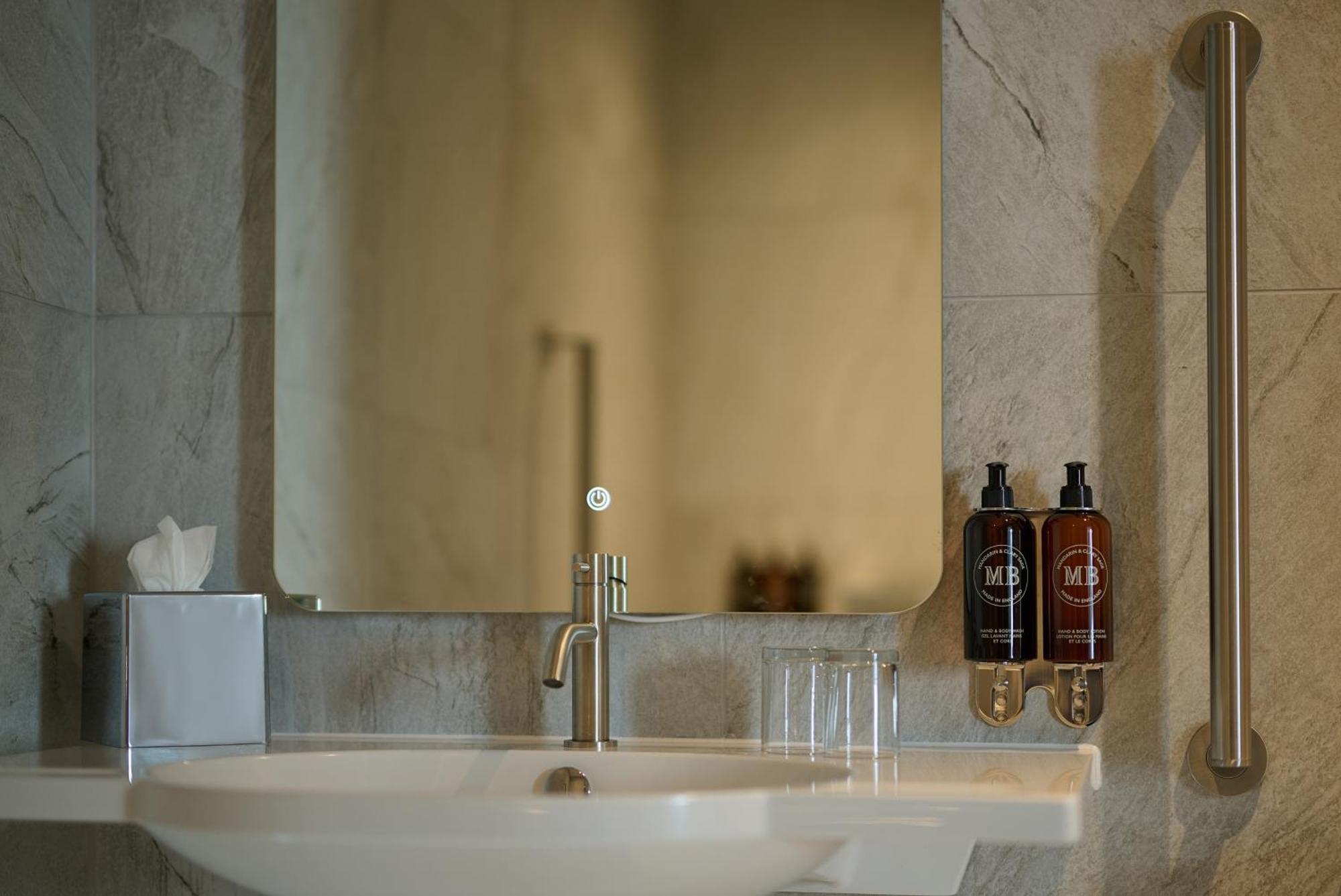 The Resident Edinburgh - Newly Open Hotel Екстериор снимка